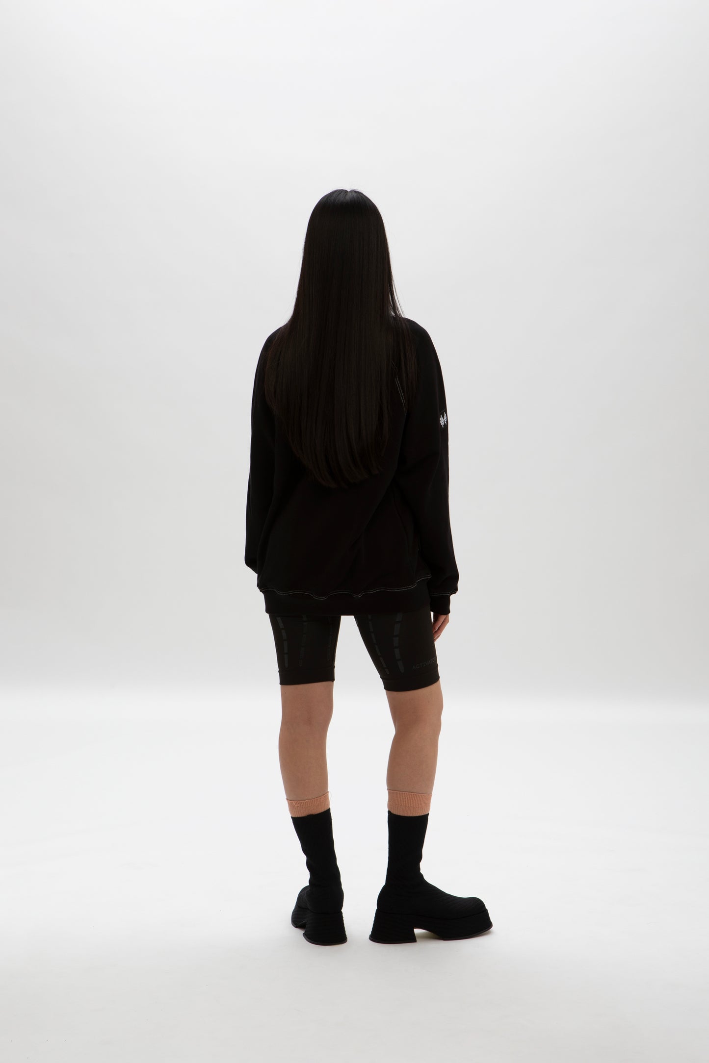 SWEATER RAGLAN LTH BLACK